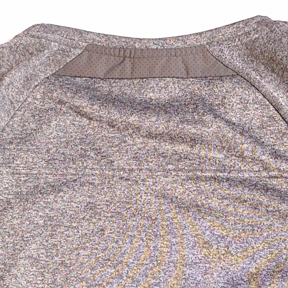 Adidas Climate Sample Heathered Gray Short Sleeve Cold Shoulder Shirt, Medium - Picture 9 of 12